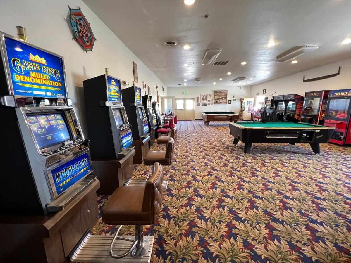 Border Inn Casino Baker Екстериор снимка